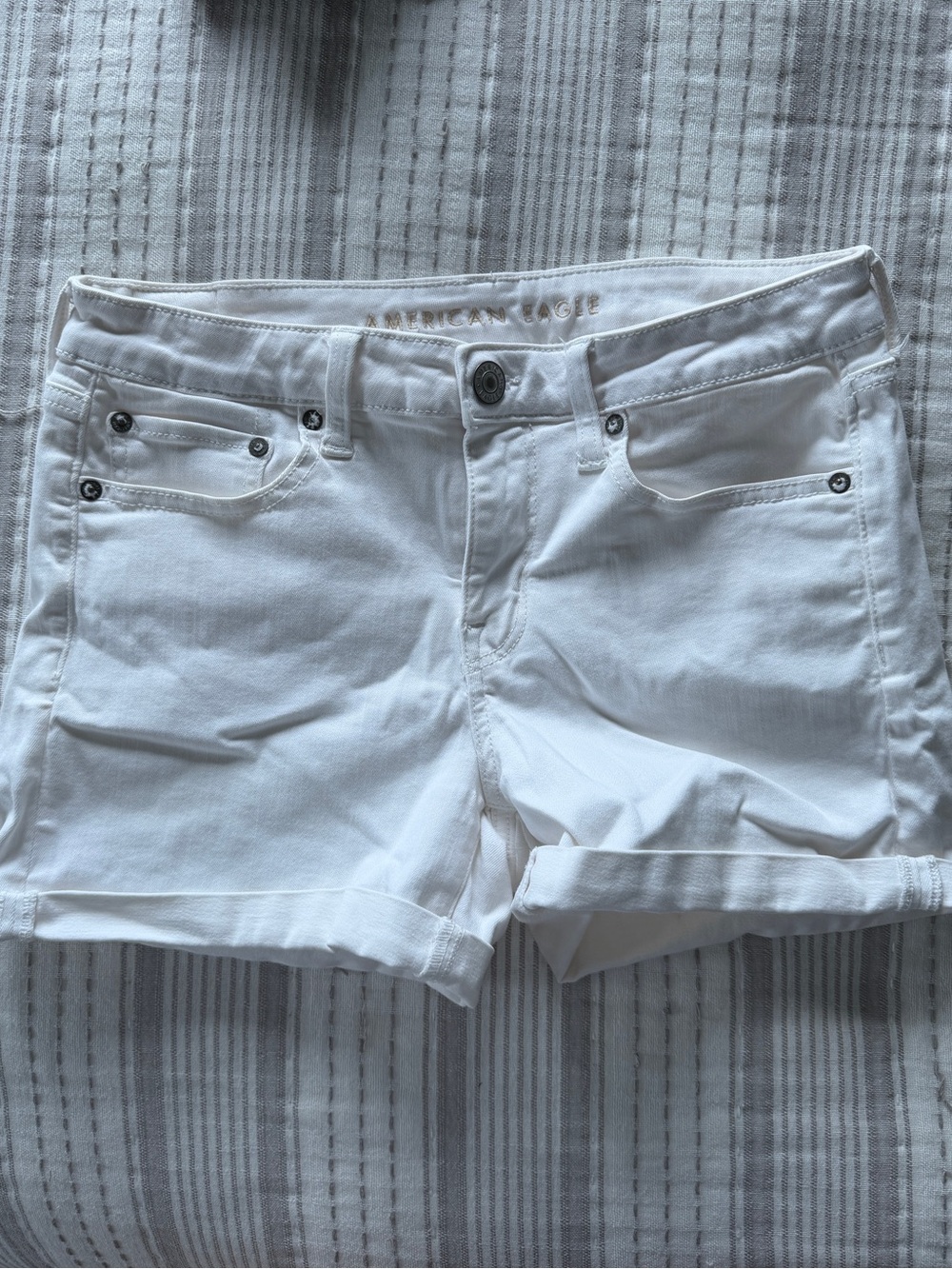 American Eagle Outfitters White Denim Cuffed Women's Shorts